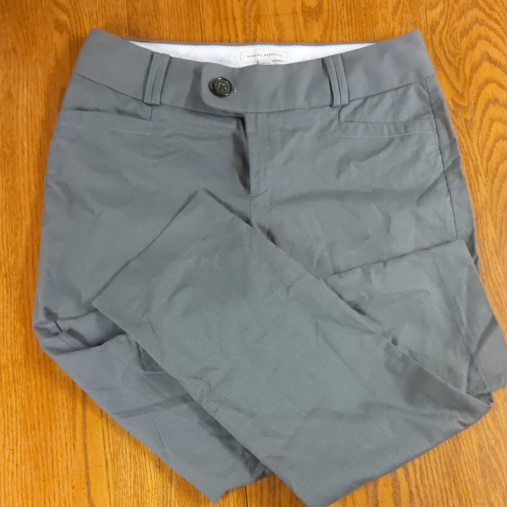 Banana Republic grey ankle length dress pants